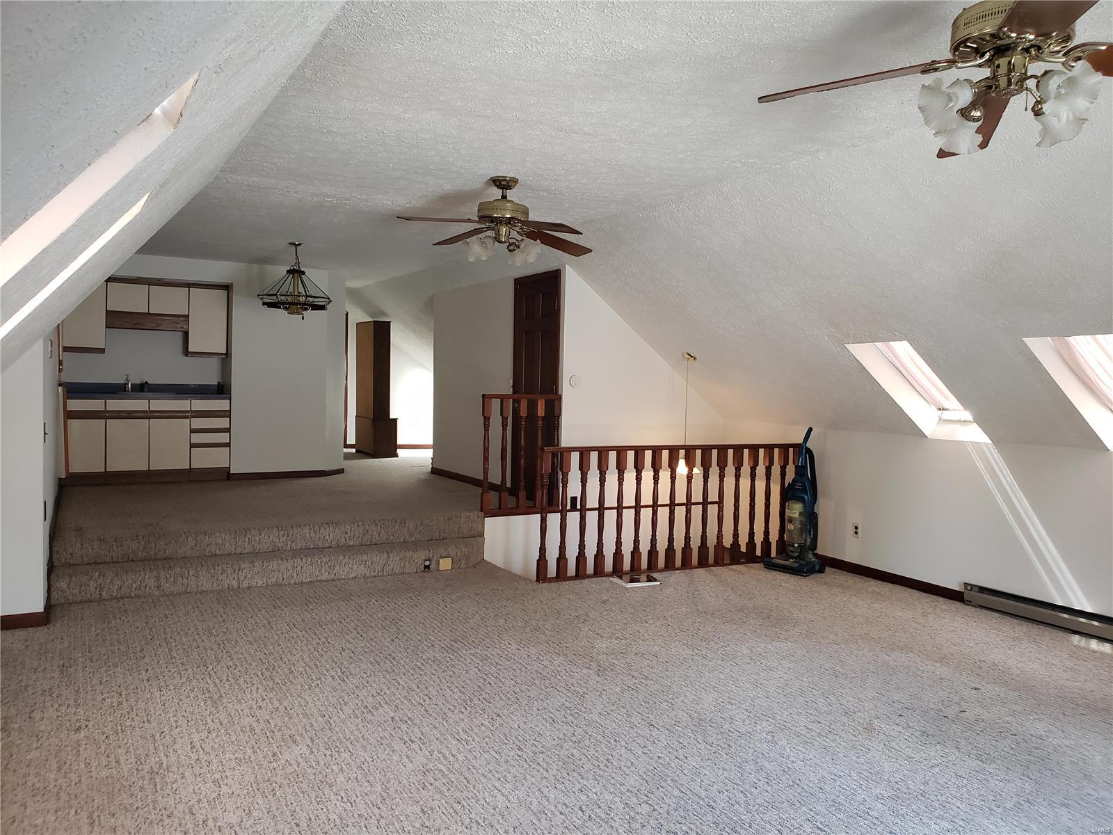 1001 West County Road Jerseyville, IL 62052 - Photo 24 of 32 Gallery Image 24