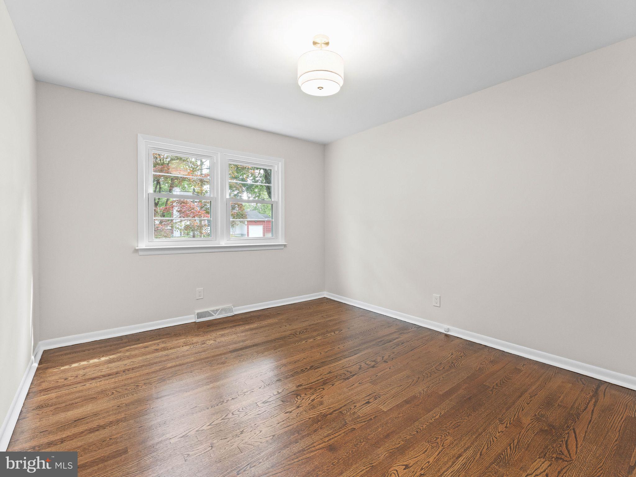 20 Rockland Road Ewing, NJ 08638 - Photo 15 of 27