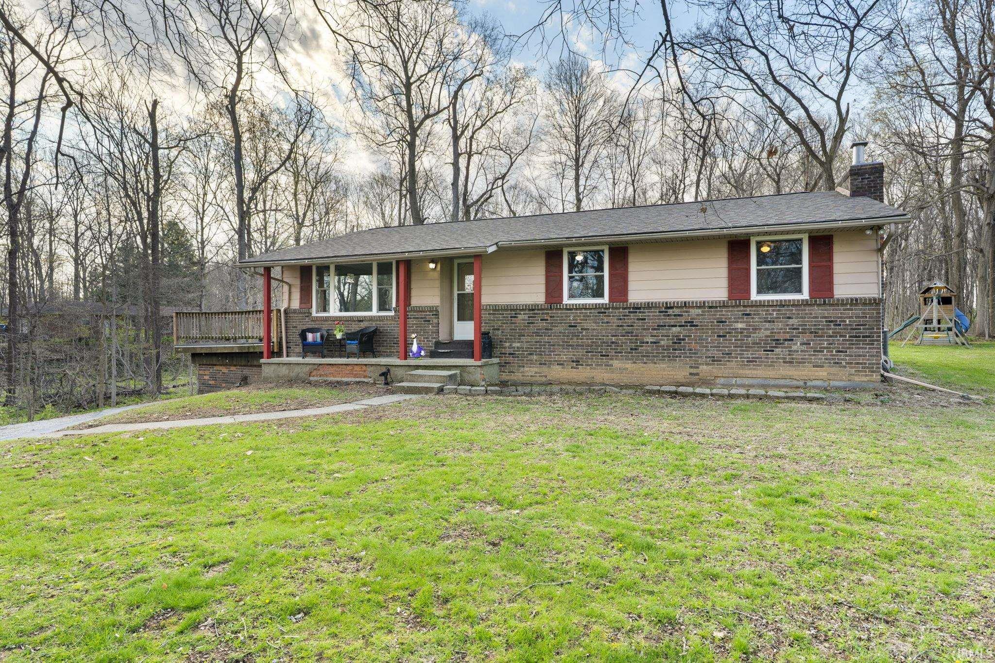 8277 Timber Lane Lafayette, IN 47905 - Photo 2 of 35