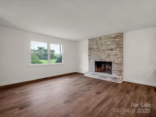 $455,000 | 30 Patti Drive, Fletcher, NC 28732