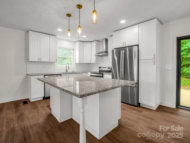 $455,000 | 30 Patti Drive, Fletcher, NC 28732