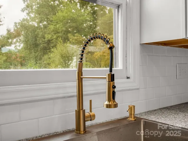 $455,000 | 30 Patti Drive, Fletcher, NC 28732