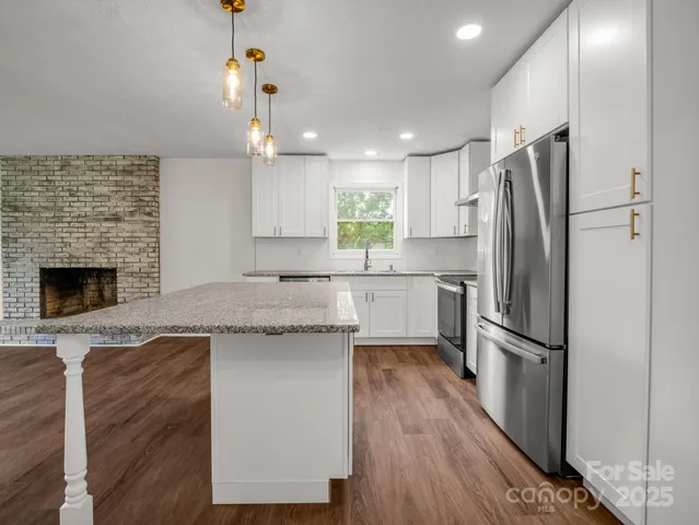 $455,000 | 30 Patti Drive, Fletcher, NC 28732