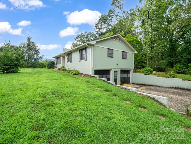 $455,000 | 30 Patti Drive, Fletcher, NC 28732