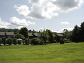 1126 Mountain Road, Unit 1 Stowe, VT 05672 - Photo 4 of 6 Gallery Image 4