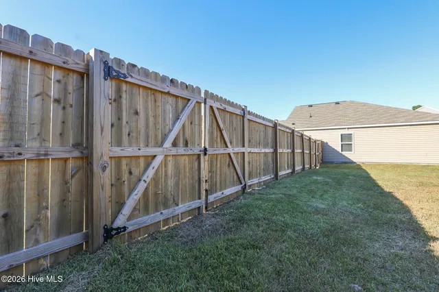 $2,100 | 208 Fresh Air Drive, Rocky Point, NC 28457