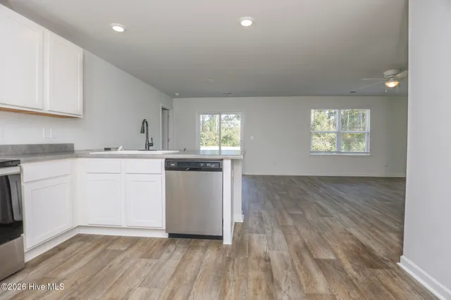 $2,100 | 208 Fresh Air Drive, Rocky Point, NC 28457