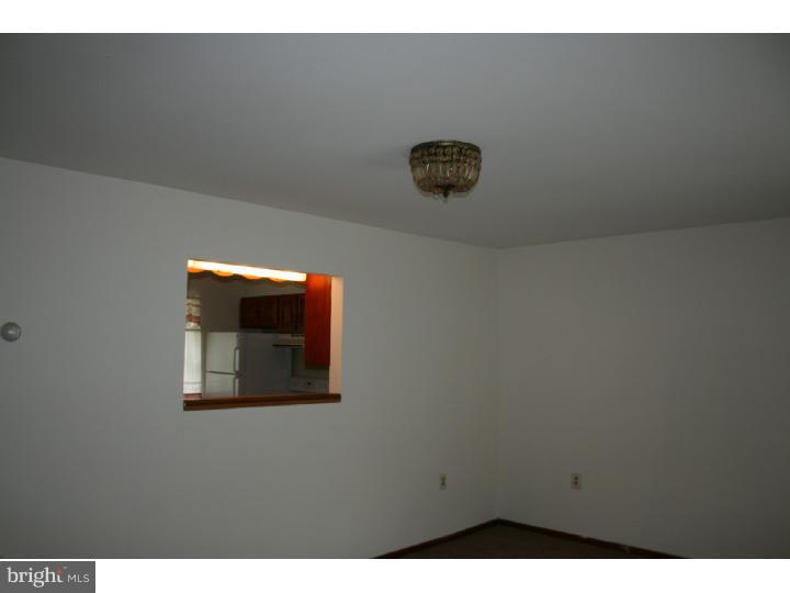 820 Weymouth Road Buena, NJ 08310 - Photo 5 of 13 Living Room