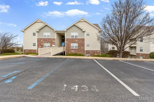 $1,795 | 1434 Piedmont Circle, St. Charles, MO 63304