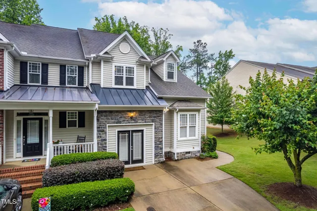 $389,900 | 112 River Dell Townes Avenue, Clayton, NC 27527