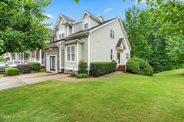 $389,900 | 112 River Dell Townes Avenue, Clayton, NC 27527