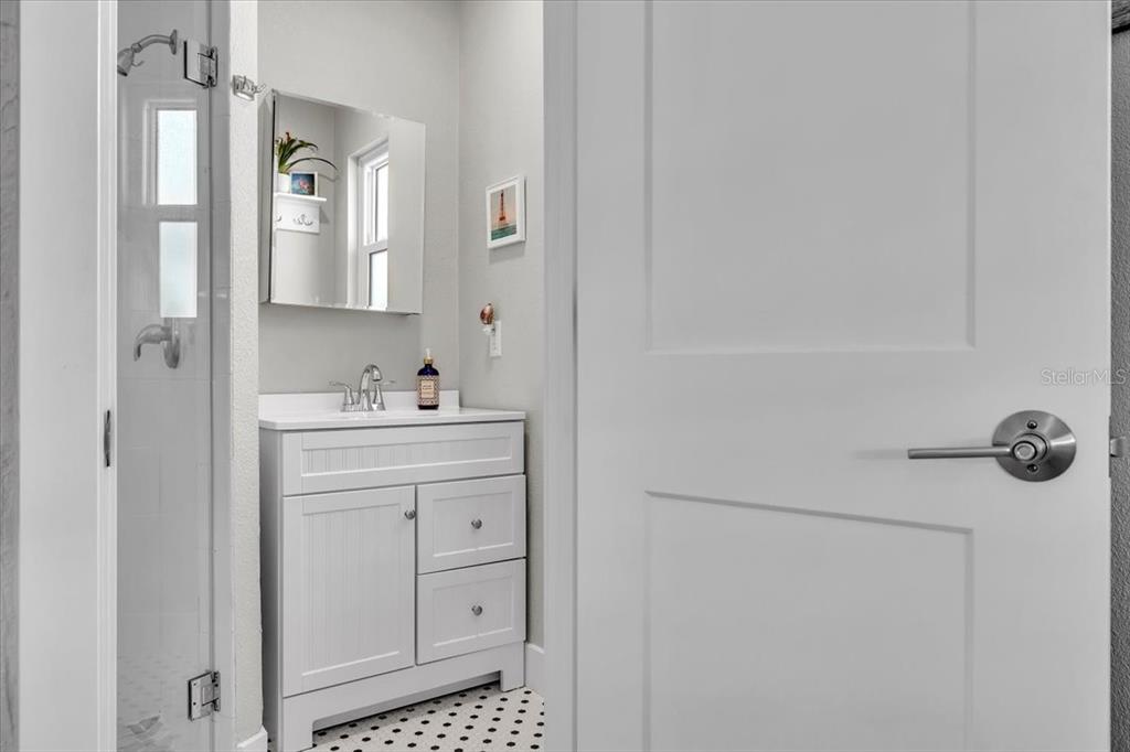 904 Inlet Circle Venice, FL 34285 - Photo 34 of 86