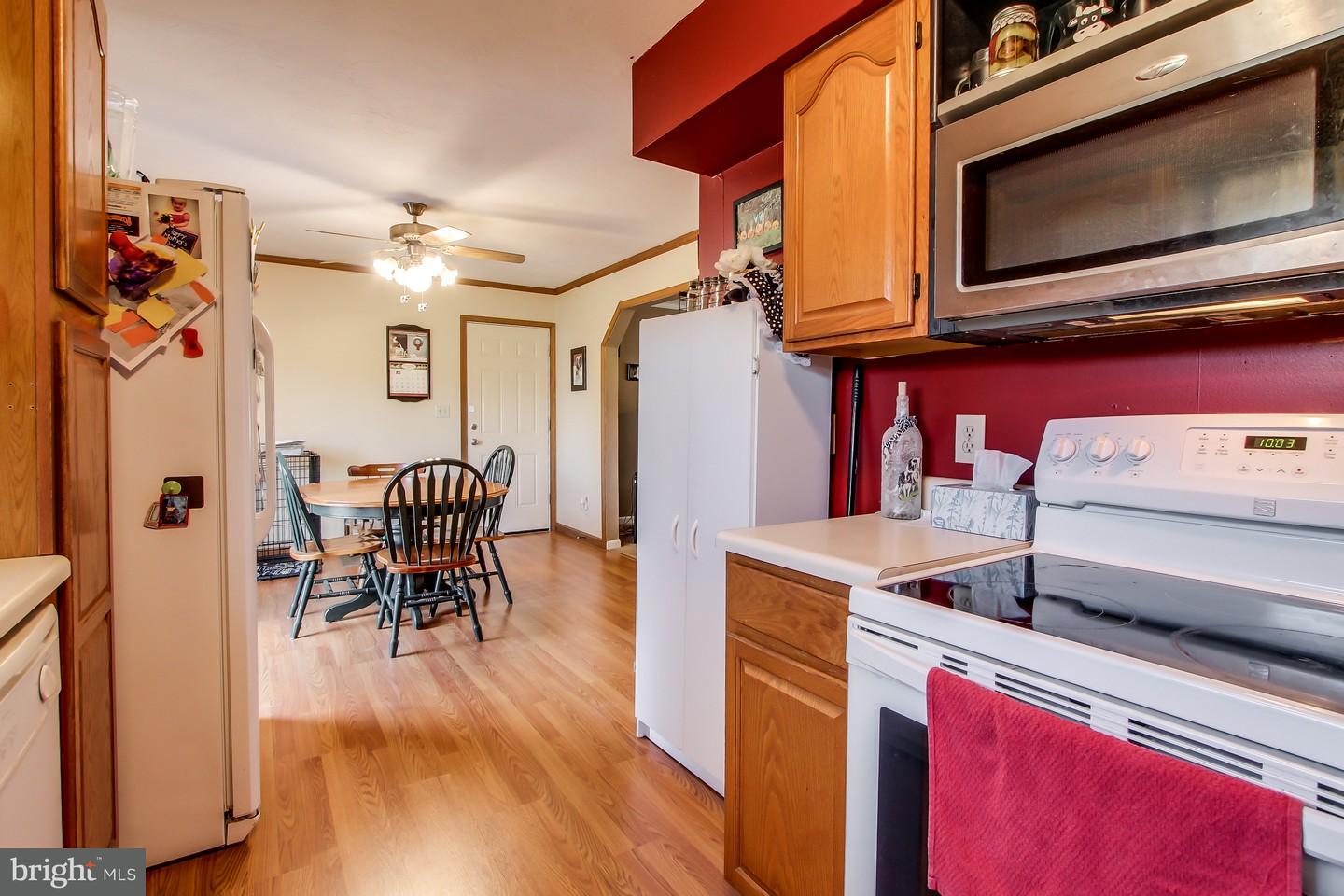 5929 Ambau Road Spring Grove, PA 17362 - Photo 8 of 24