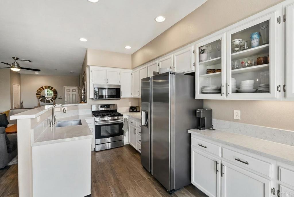 537 Sweet Pea Place Encinitas, CA 92024 - Photo 14 of 42