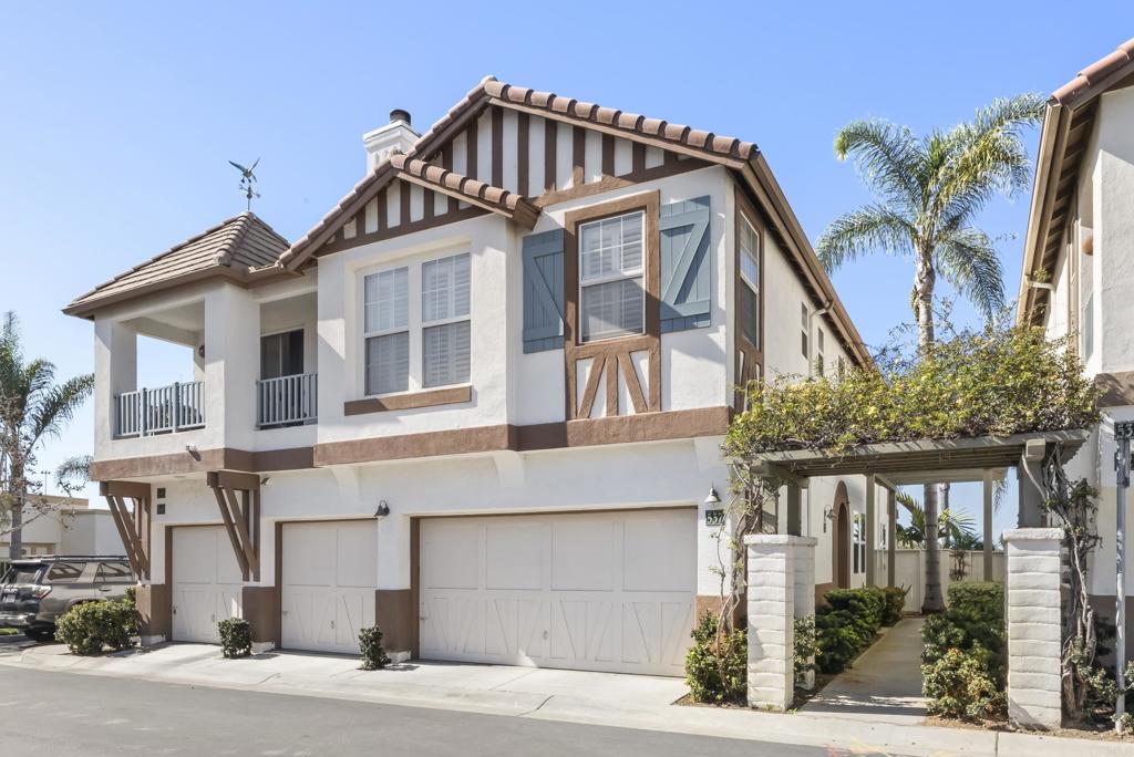 537 Sweet Pea Place Encinitas, CA 92024 - Photo 3 of 42