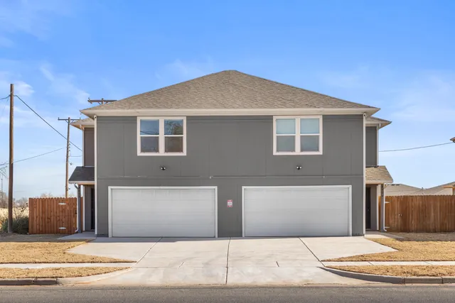 $330,000 | 406 North Zenith Avenue, Unit A & B, Lubbock, TX 79403