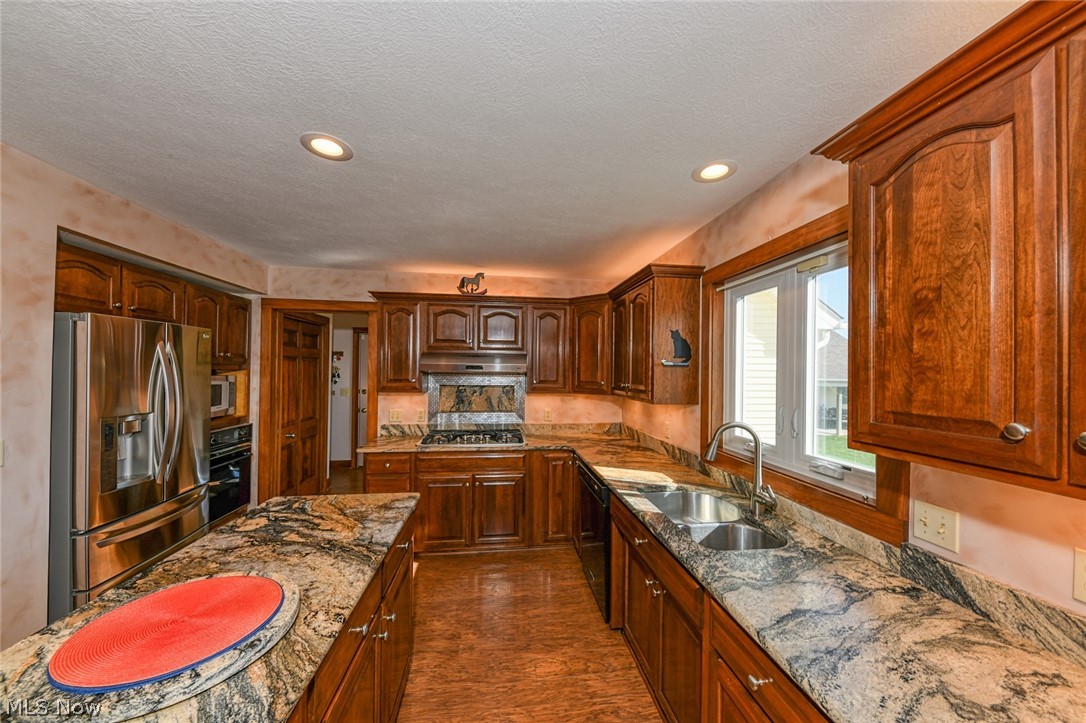 9235 Acme Road Wadsworth, OH 44281 - Photo 10 of 35 Gallery Image 10