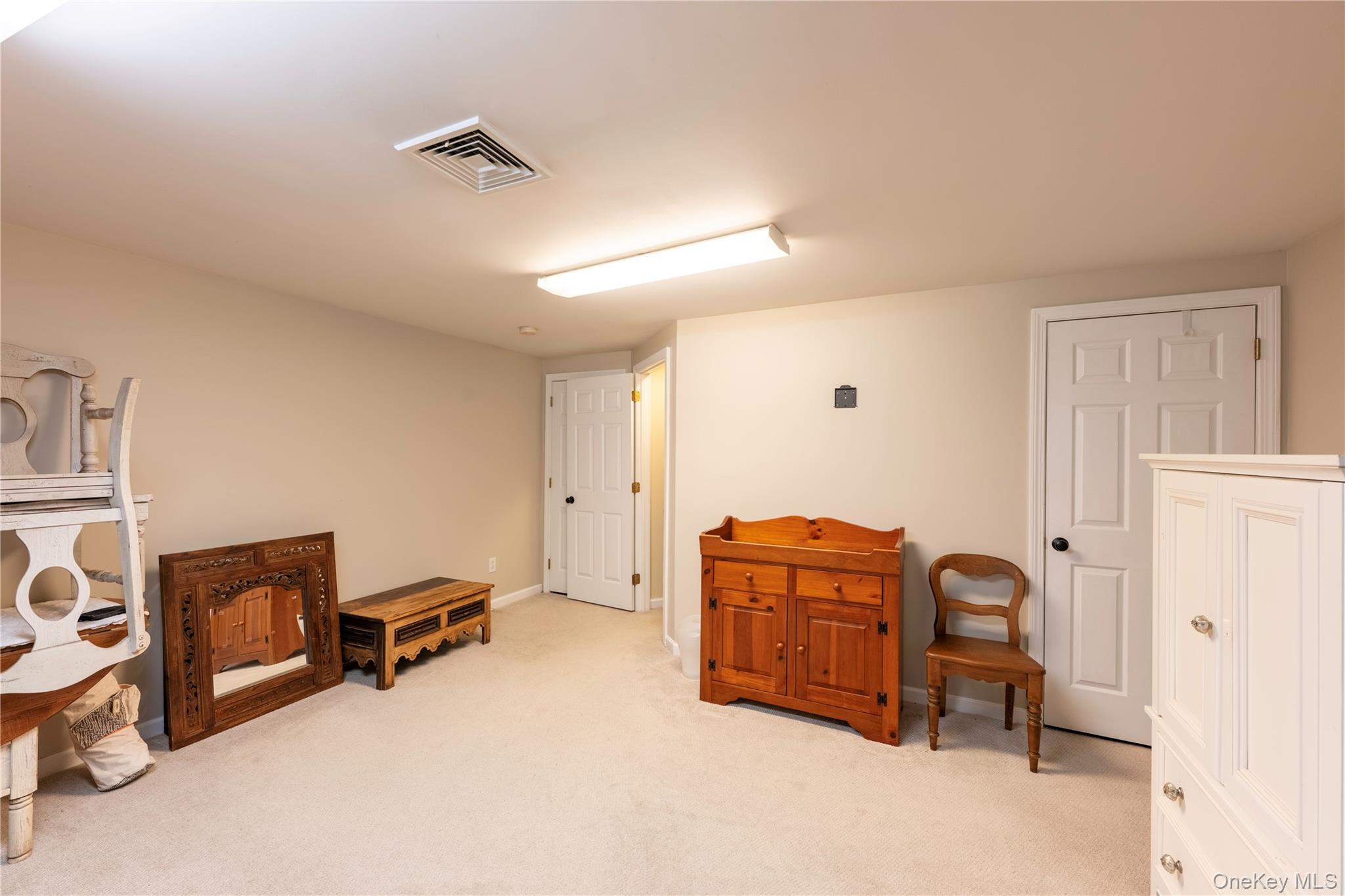 129 Stringham Road, Unit 31 LaGrangeville, NY 12540 - Photo 18 of 26 a living room with furniture