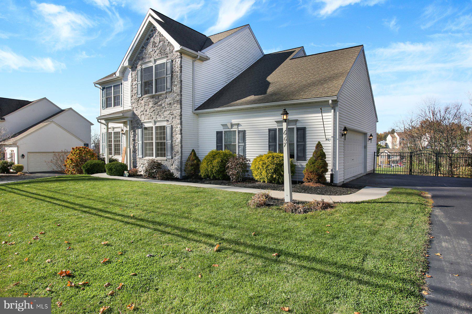 667 Cockley Road Harrisburg, PA 17111 - Photo 3 of 37 Gallery Image 3