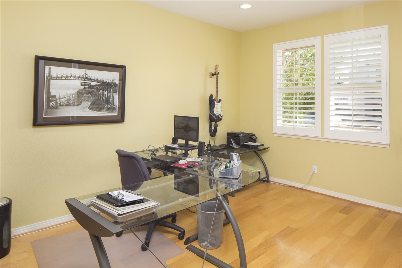 520 Rudder Avenue Carlsbad, CA 92011 - Photo 6 of 25