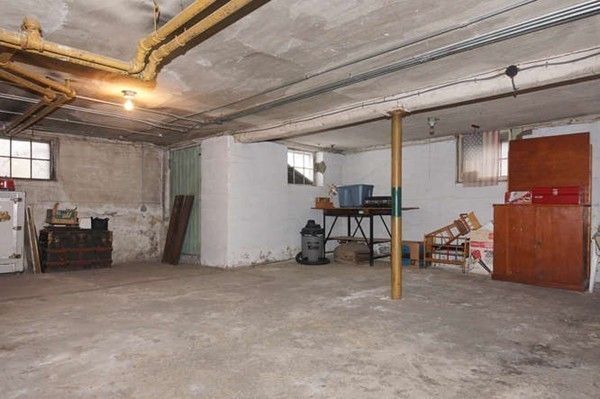 55 Robbins Road Watertown, MA 02472 - Photo 20 of 28 Gallery Image 20