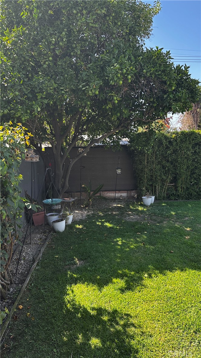 7833 Bothwell Road Reseda, CA 91335 - Photo 32 of 40 Gallery Image 32