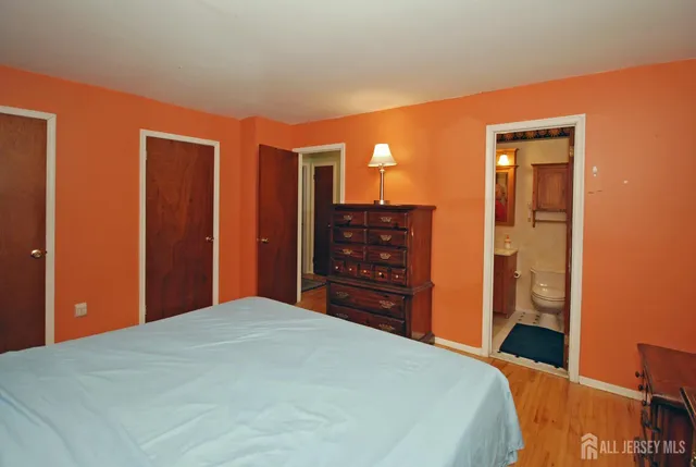 $699,000 | 4 Linden Lane, Plainsboro, NJ 08536