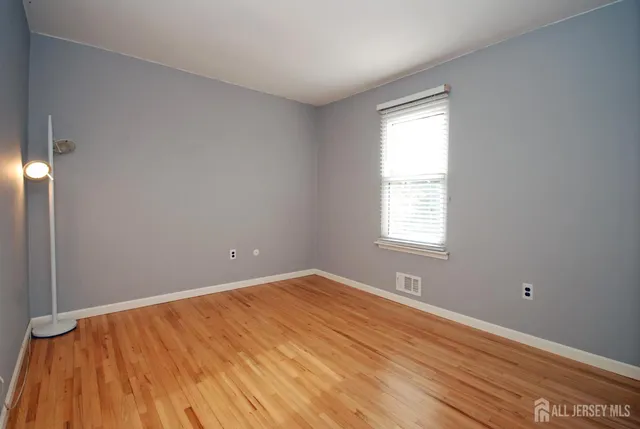 $699,000 | 4 Linden Lane, Plainsboro, NJ 08536