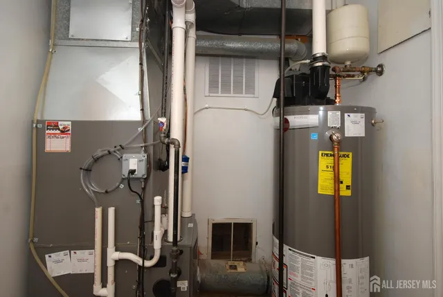 $699,000 | 4 Linden Lane, Plainsboro, NJ 08536