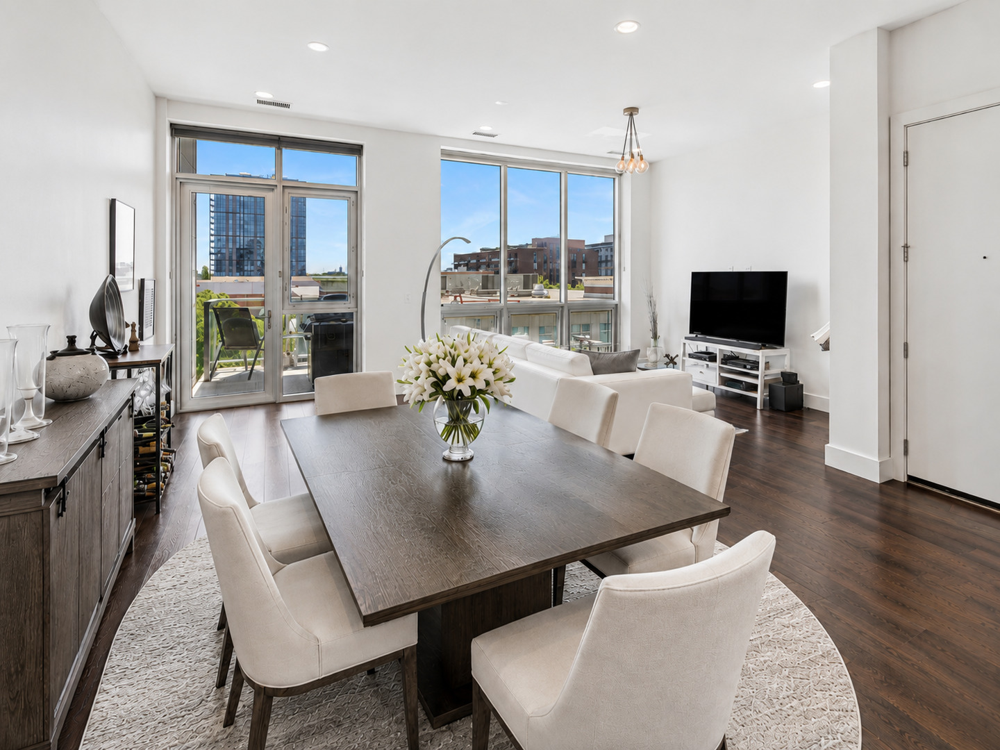 1124 West Adams Street, Unit 5E Chicago, IL 60607 - Photo 7 of 23