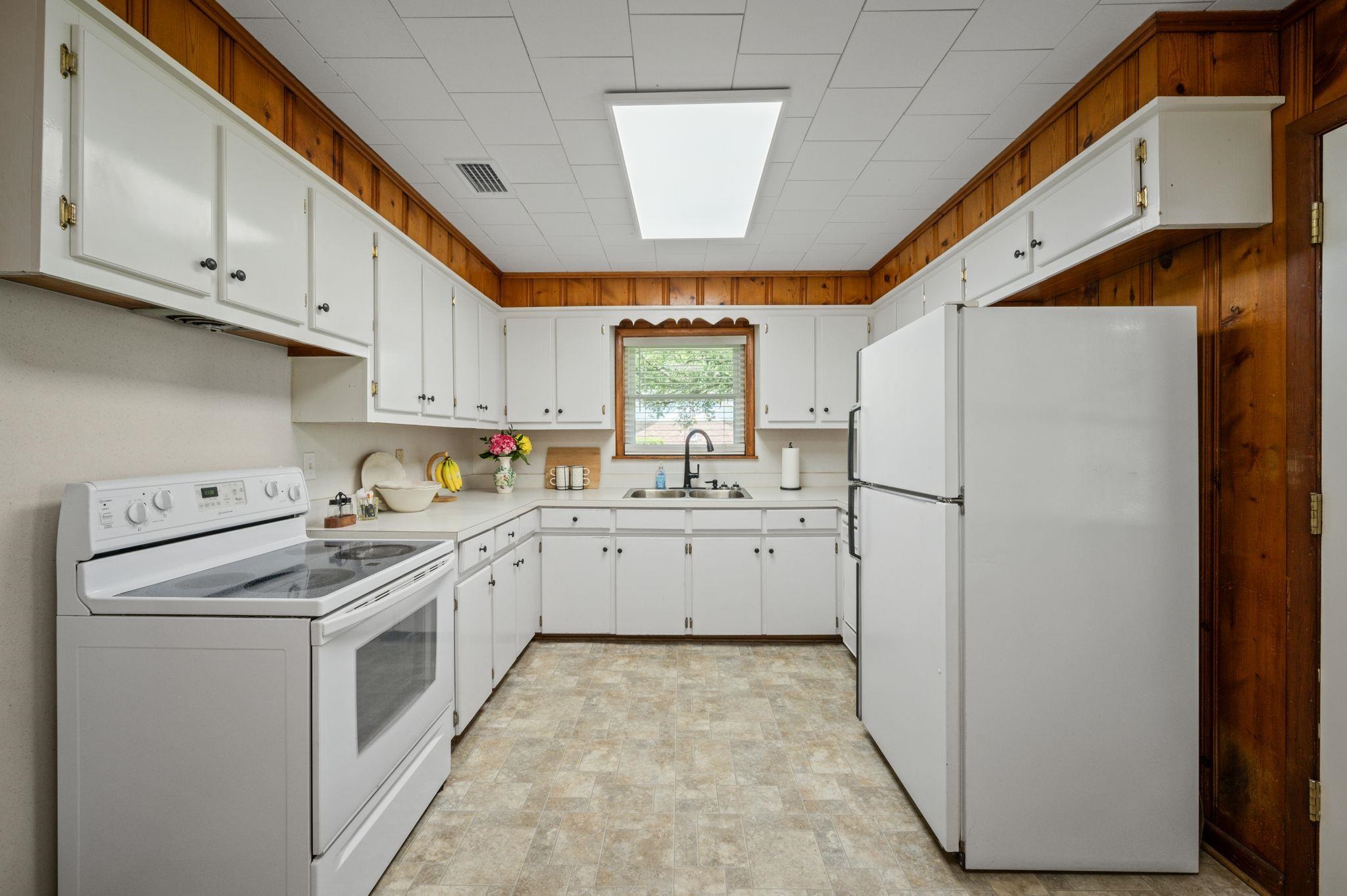 805 Marks Avenue Bay Minette, AL 36507 - Photo 12 of 24 Kitchen