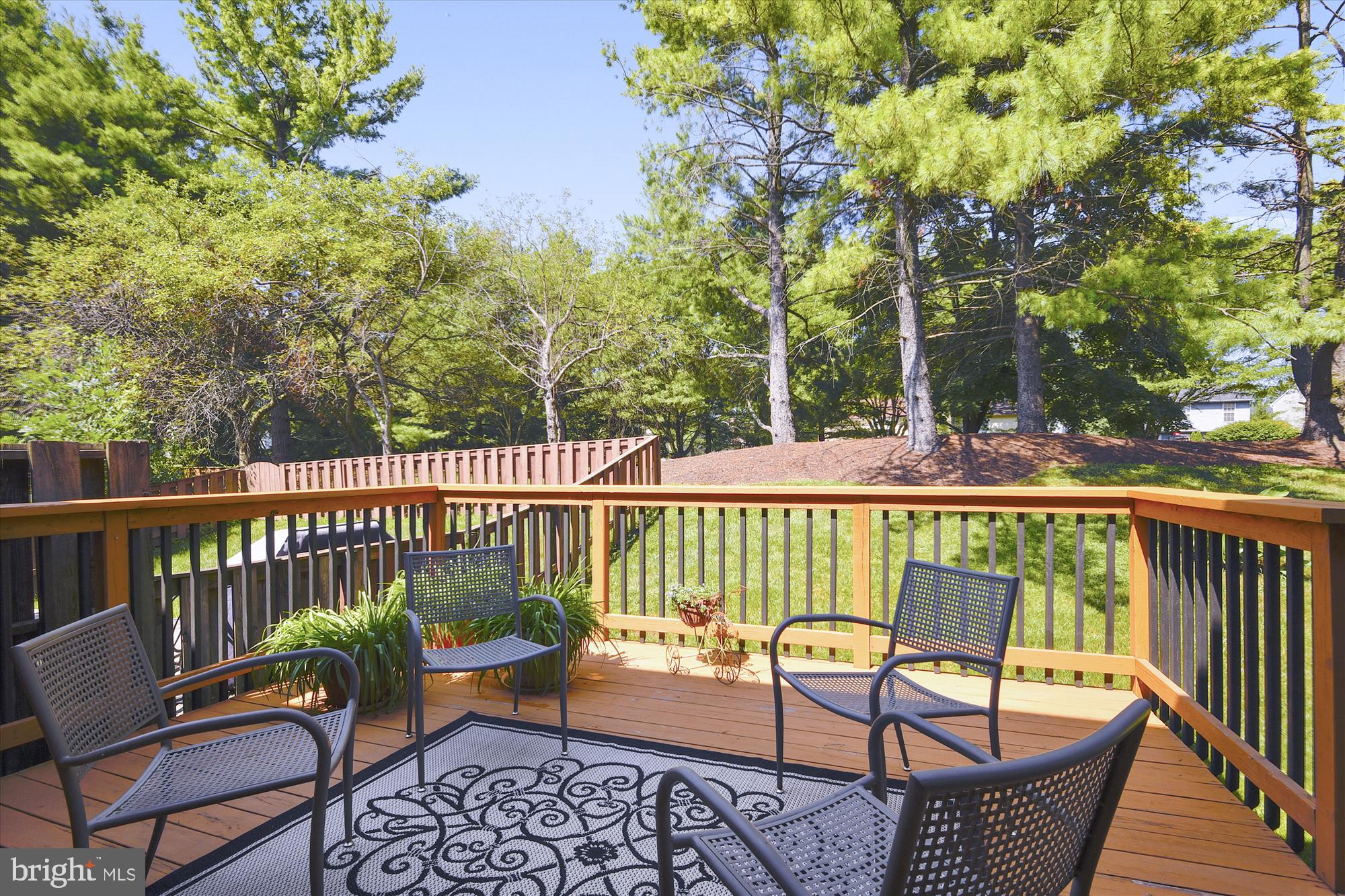 6334 Red Haven Road Columbia, MD 21045 - Photo 11 of 30 Deck