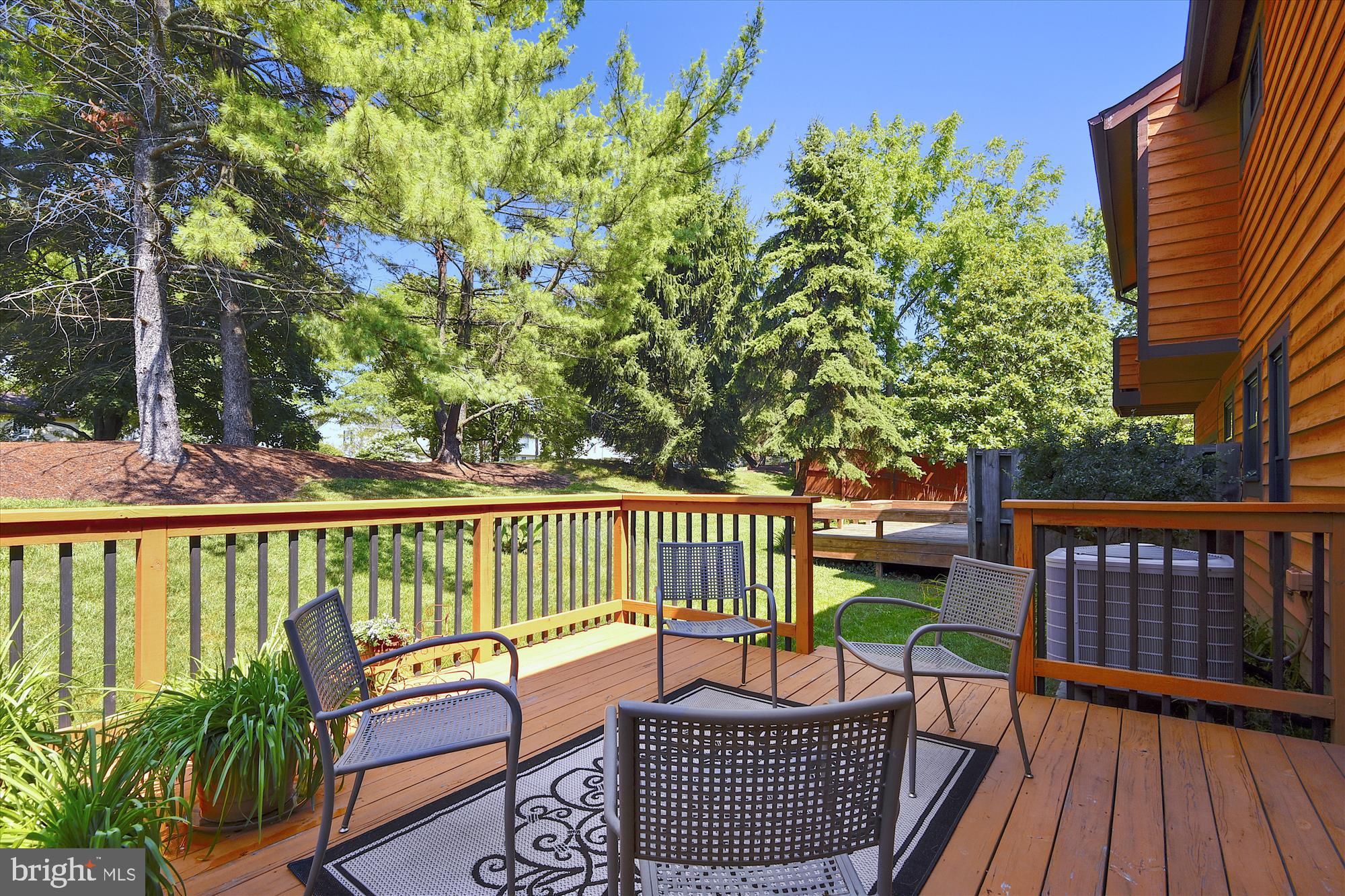 6334 Red Haven Road Columbia, MD 21045 - Photo 12 of 30 Deck