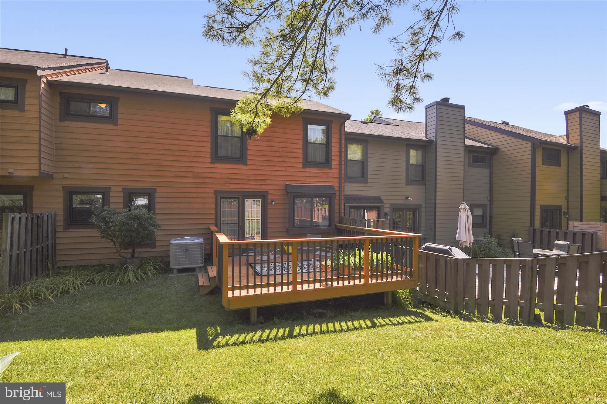6334 Red Haven Road Columbia, MD 21045 - Photo 29 of 30 Rear