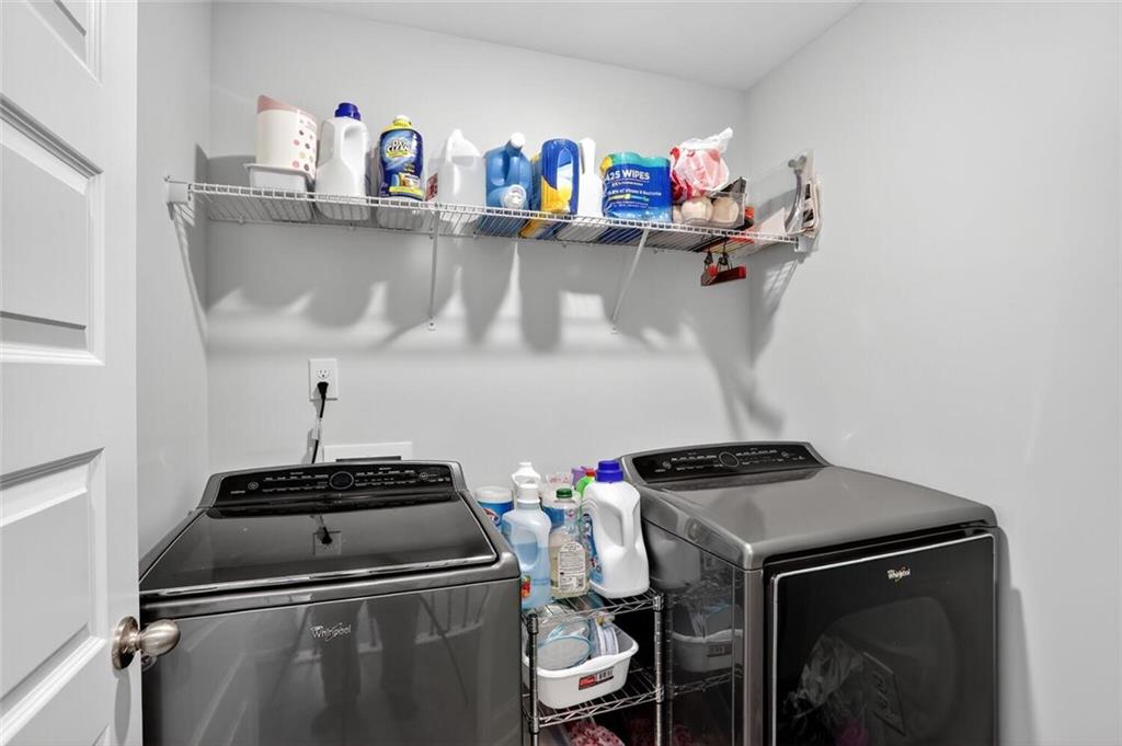 2805 Harmony Trail Road Atlanta, GA 30360 - Photo 20 of 23 a kitchen with a stove and a sink