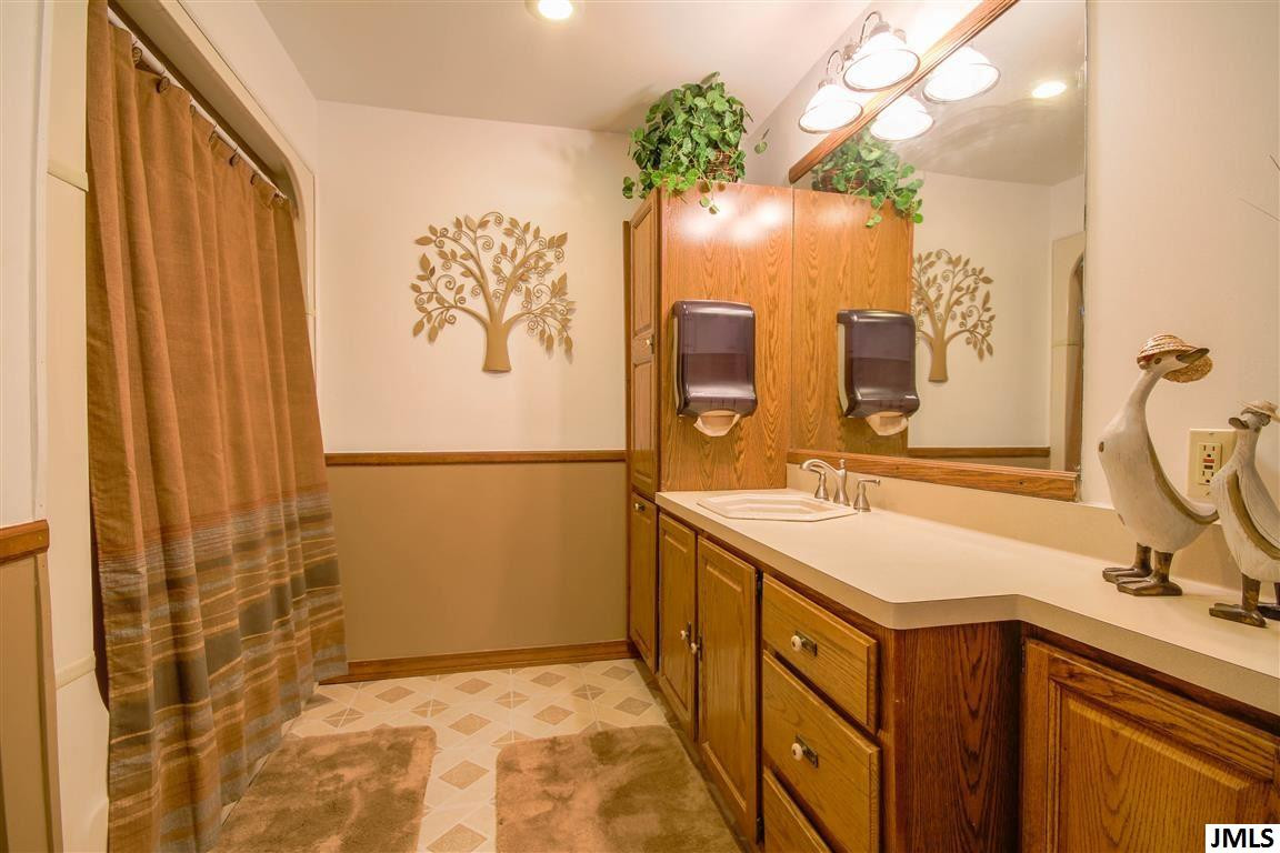 2450 West Kimmel Road Jackson, MI 49201 - Photo 23 of 30 Photo 23