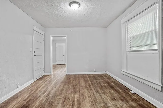 $378,000 | 3919-3921 Norledge Avenue, Kansas City, MO 64123