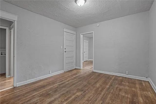 $378,000 | 3919-3921 Norledge Avenue, Kansas City, MO 64123