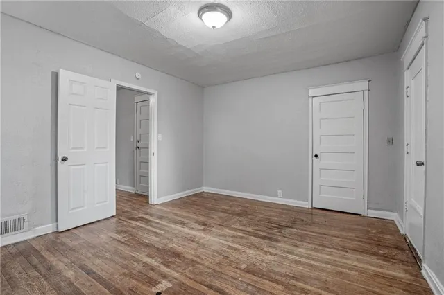 $378,000 | 3919-3921 Norledge Avenue, Kansas City, MO 64123