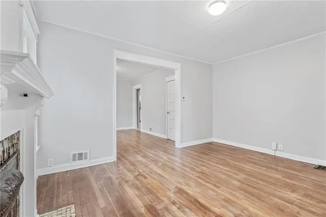 $378,000 | 3919-3921 Norledge Avenue, Kansas City, MO 64123