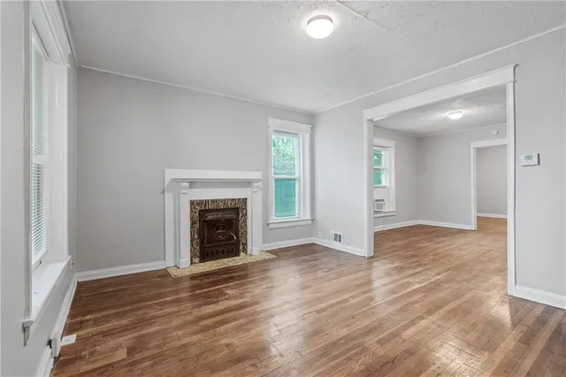 $378,000 | 3919-3921 Norledge Avenue, Kansas City, MO 64123