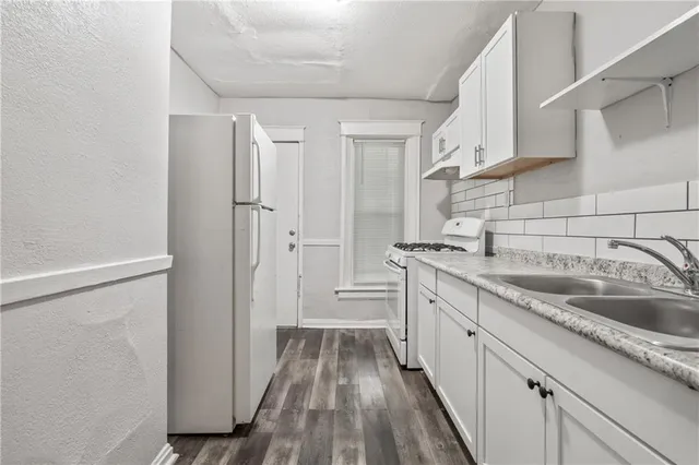 $378,000 | 3919-3921 Norledge Avenue, Kansas City, MO 64123