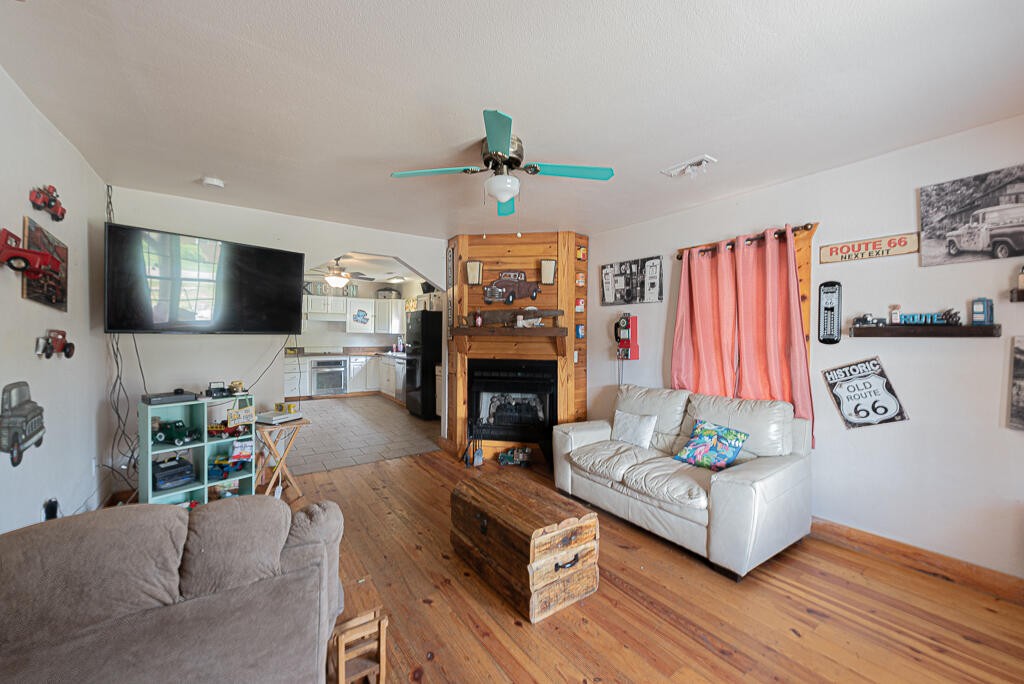 18090 Highway 58 Decatur, TN 37322 - Photo 3 of 16 Gallery Image 3