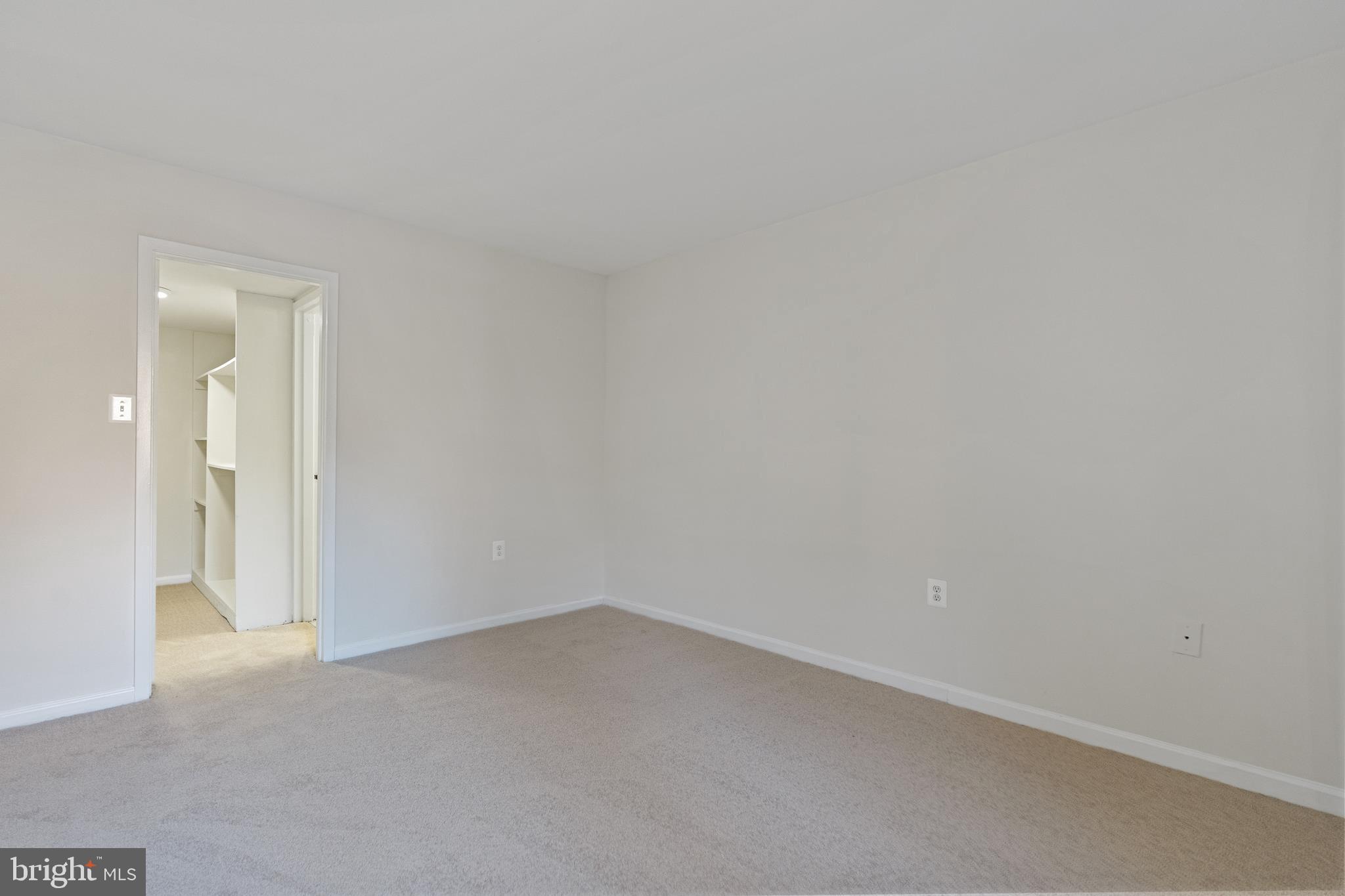 1419 Northgate Square, Unit 12B Reston, VA 20190 - Photo 20 of 23