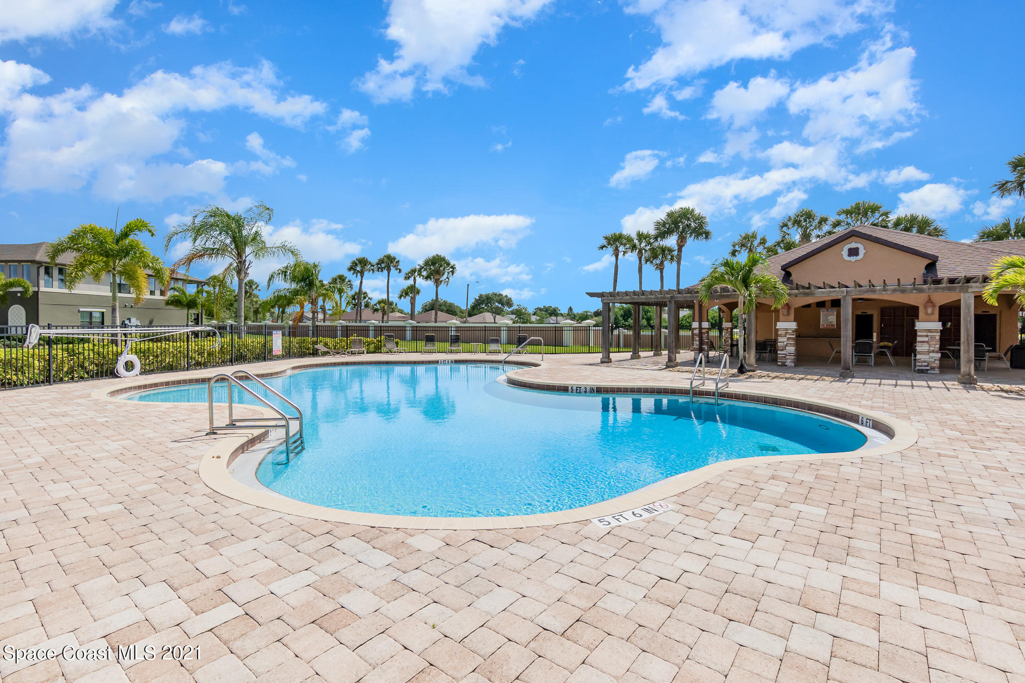 1420 Lara Circle, Unit 101 Rockledge, FL 32955 - Photo 24 of 28 pool