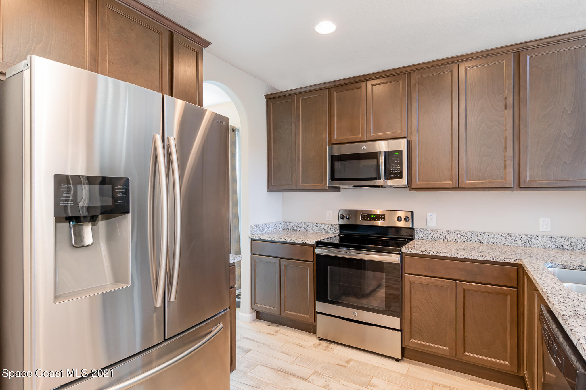 1420 Lara Circle, Unit 101 Rockledge, FL 32955 - Photo 6 of 28 Kitchen