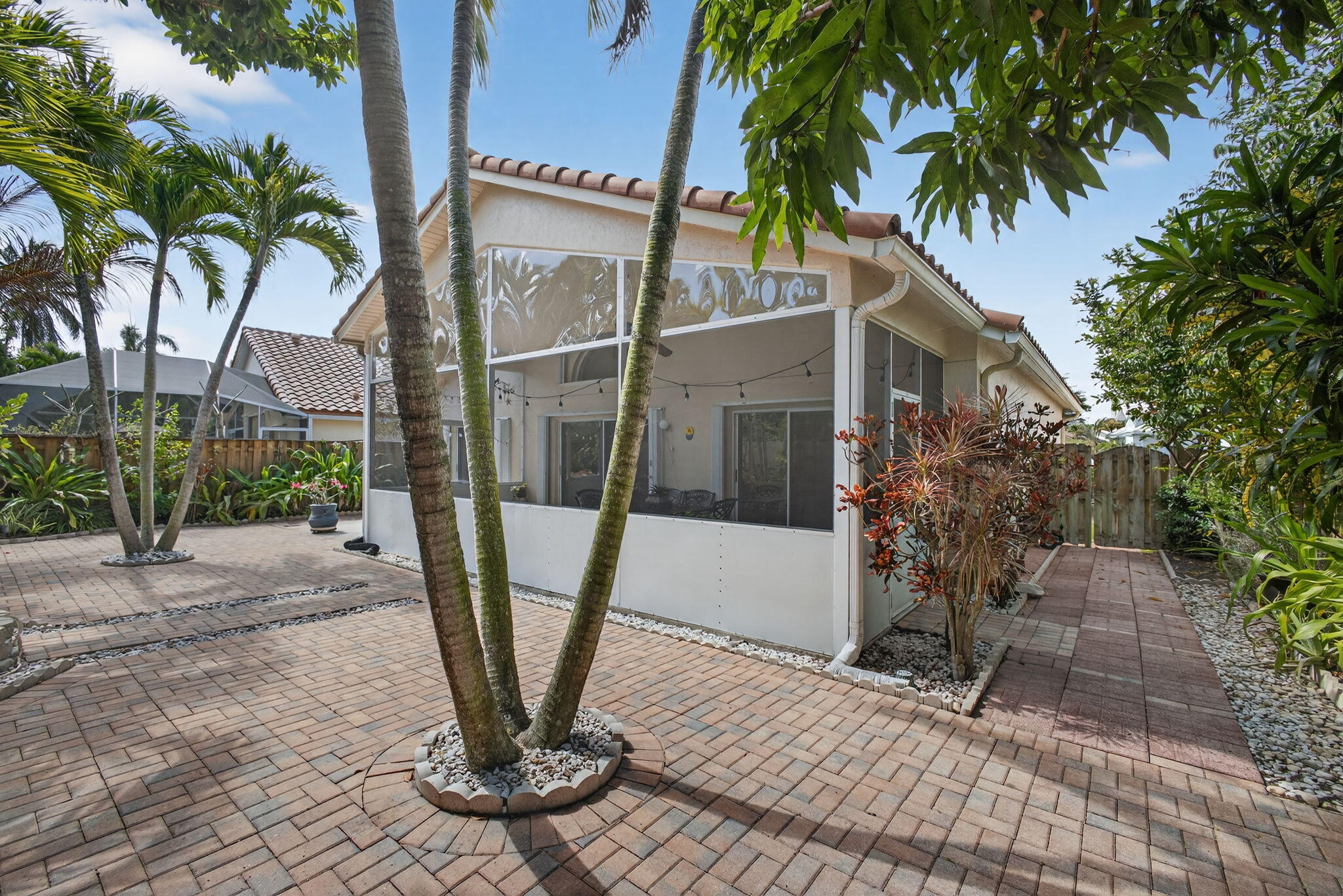 151 St Michaels Court Jupiter, FL 33458 - Photo 54 of 62 Backyard