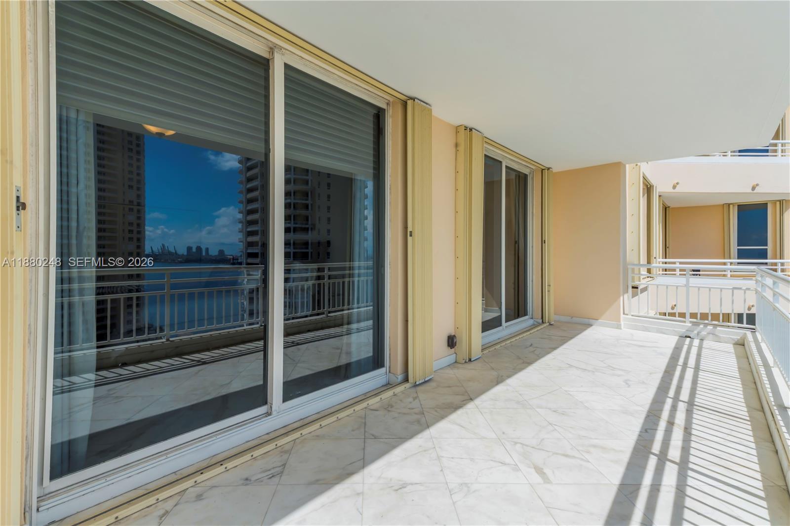 888 Brickell Key Drive, Unit 1807 Miami, FL 33131 - Photo 32 of 58