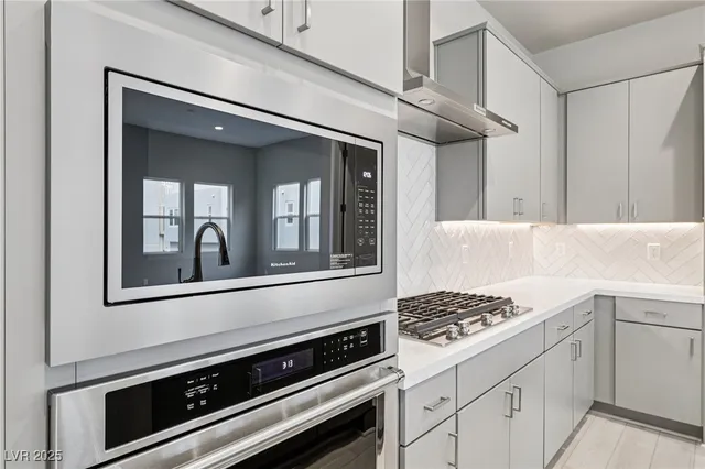 $699,000 | 2509 Silent Vw Avenue, Henderson, NV 89044