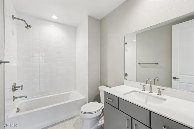 $699,000 | 2509 Silent Vw Avenue, Henderson, NV 89044